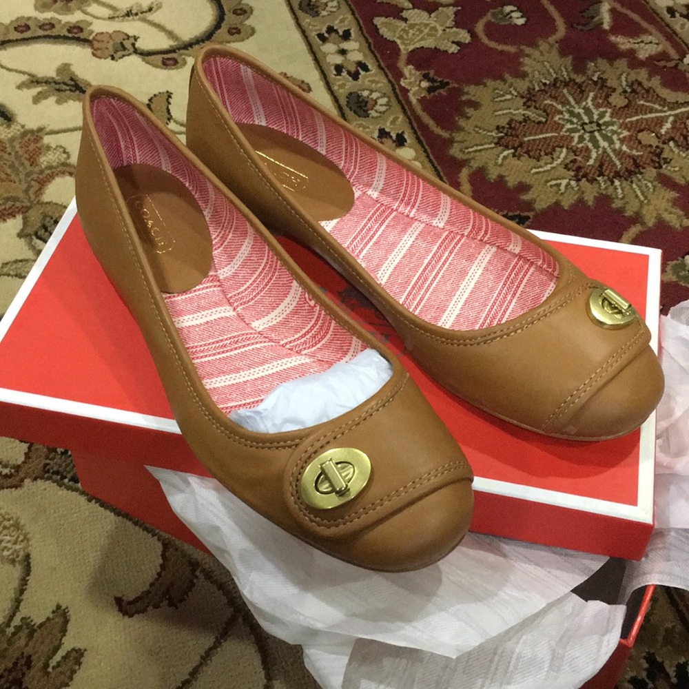 Coach Noel Veg Leather Ginger Flats Size 7